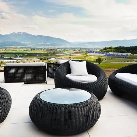 Tauroa Enzingerhof Отель *